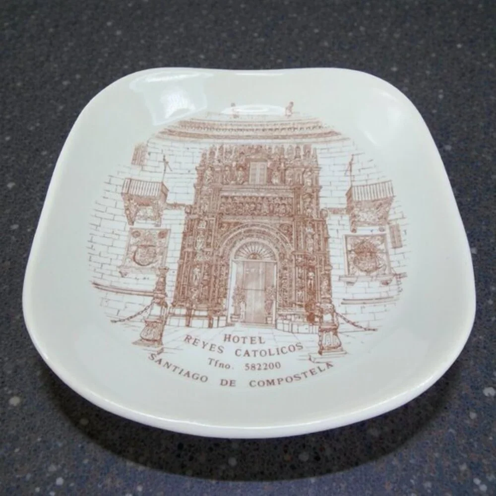 Entursa Hotel‎ Reyes Catolicos Madrid Spain Pin Trinket Plate Porcelain Dish VTG